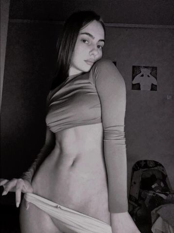 Юна